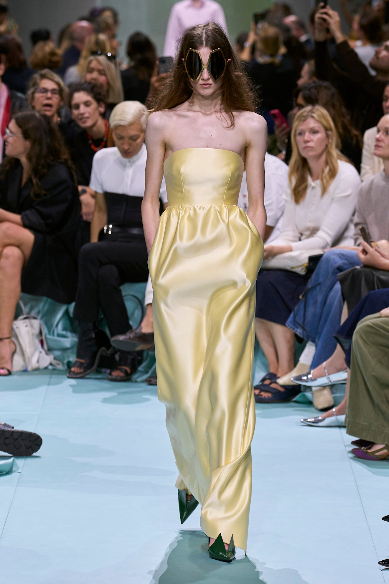 Prada S25 005