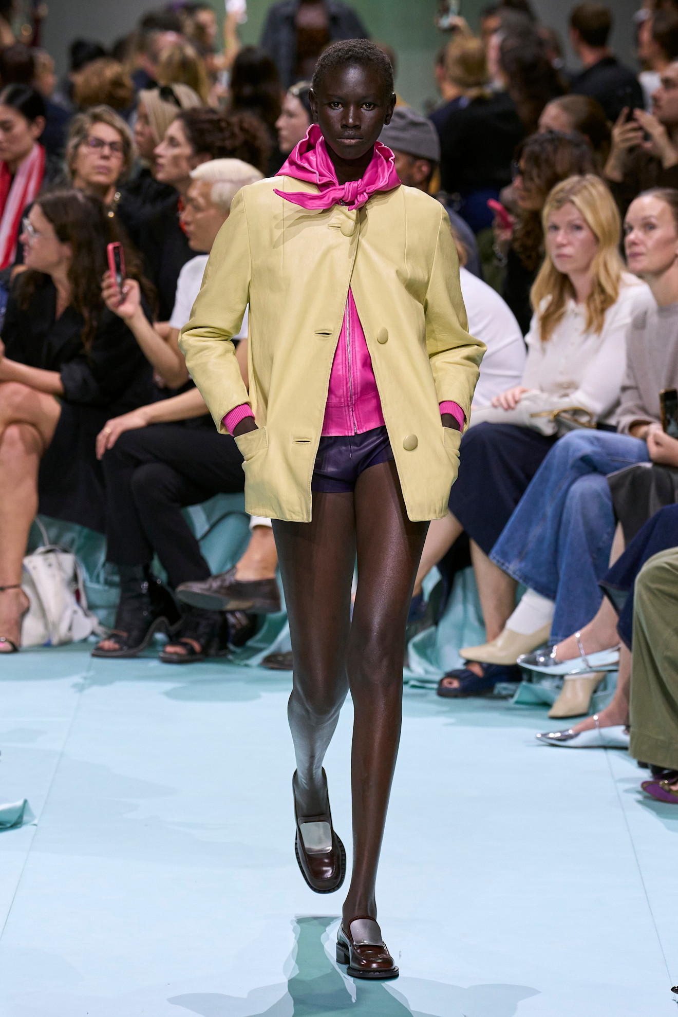 Prada S25 033