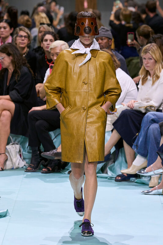 Prada S25 020