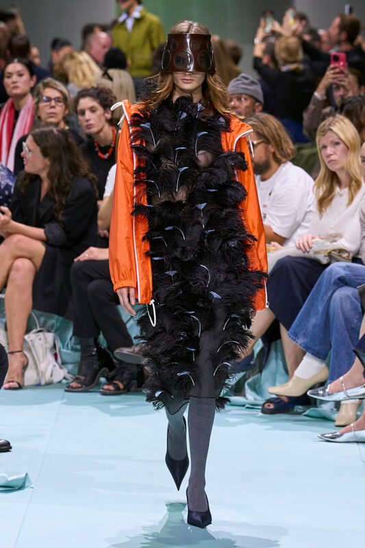 Prada S25 026