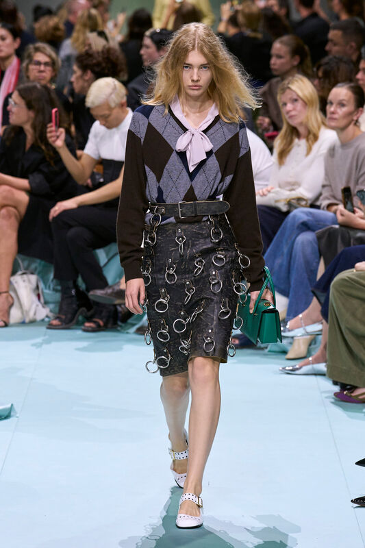 Prada S25 031