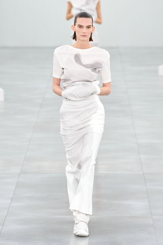 Miyake F25 004