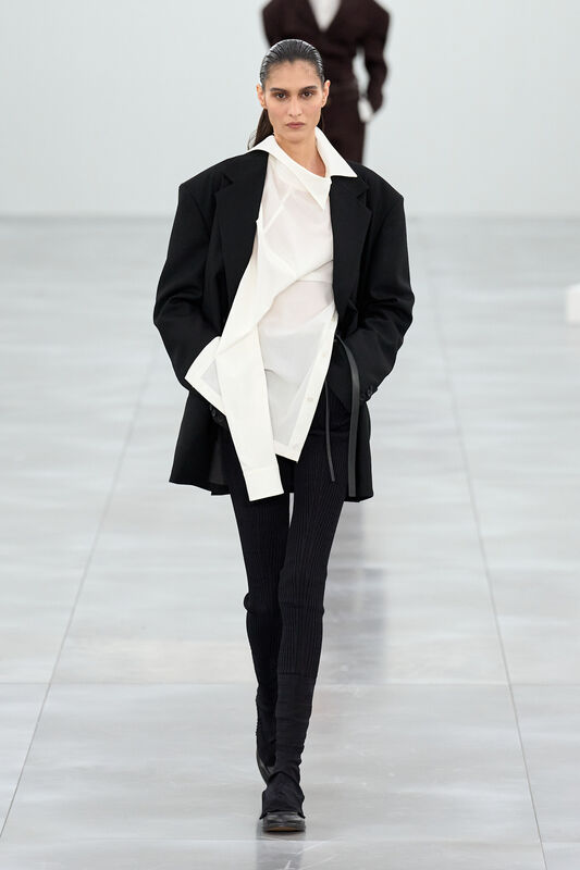 Miyake F25 009