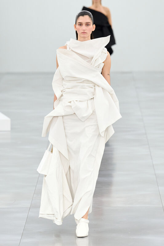 Miyake F25 034