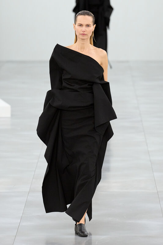 Miyake F25 035