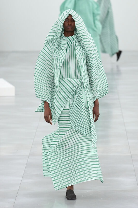 Miyake F25 045