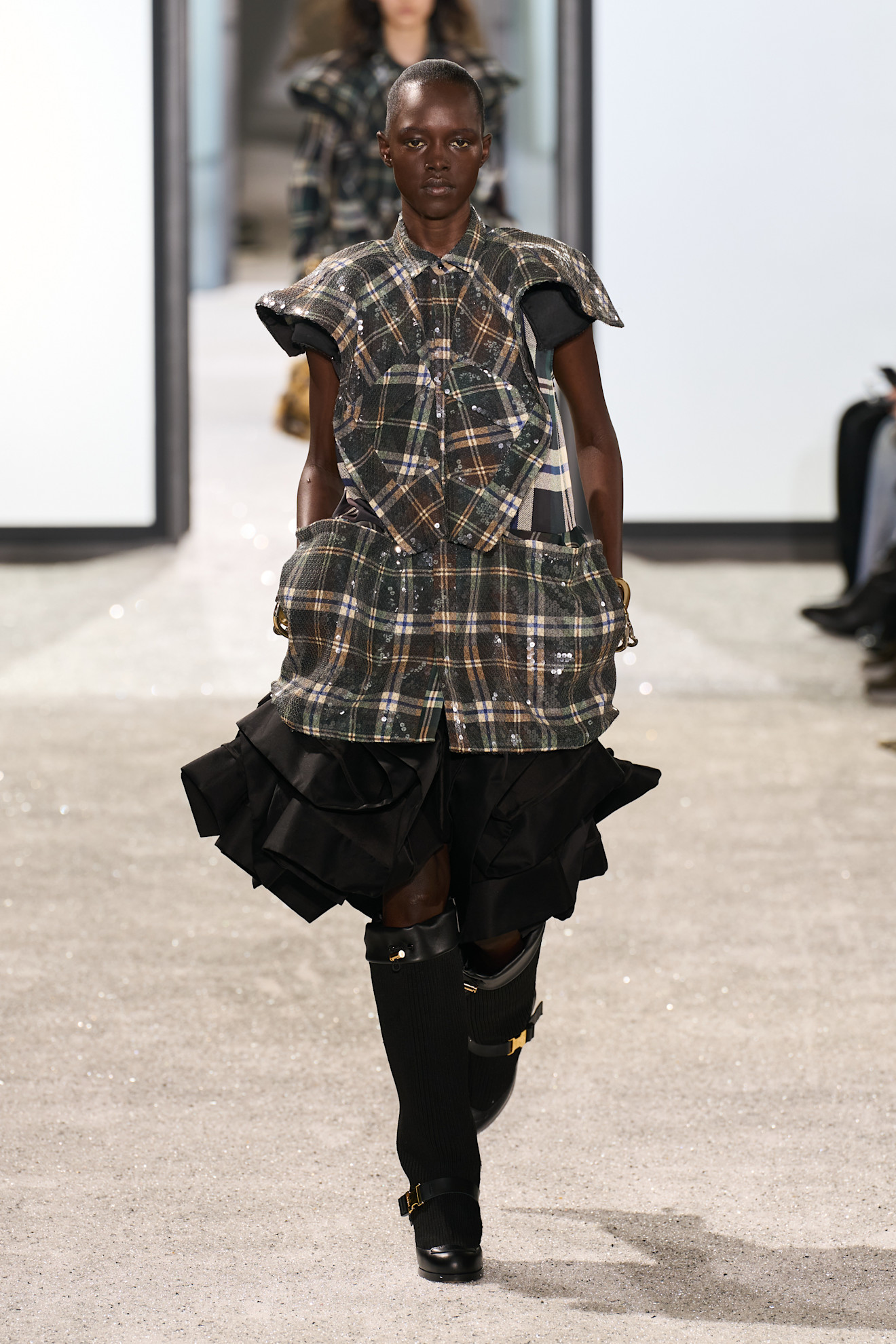 Sacai S25 015