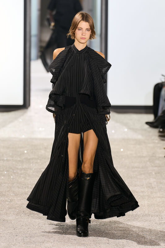 Sacai S25 035