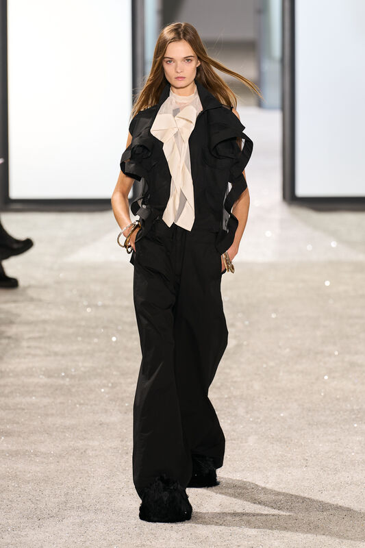 Sacai S25 042