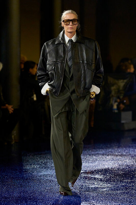 Saint Laurent S25 010