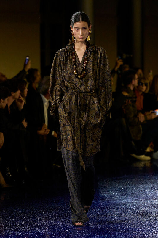Saint Laurent S25 018