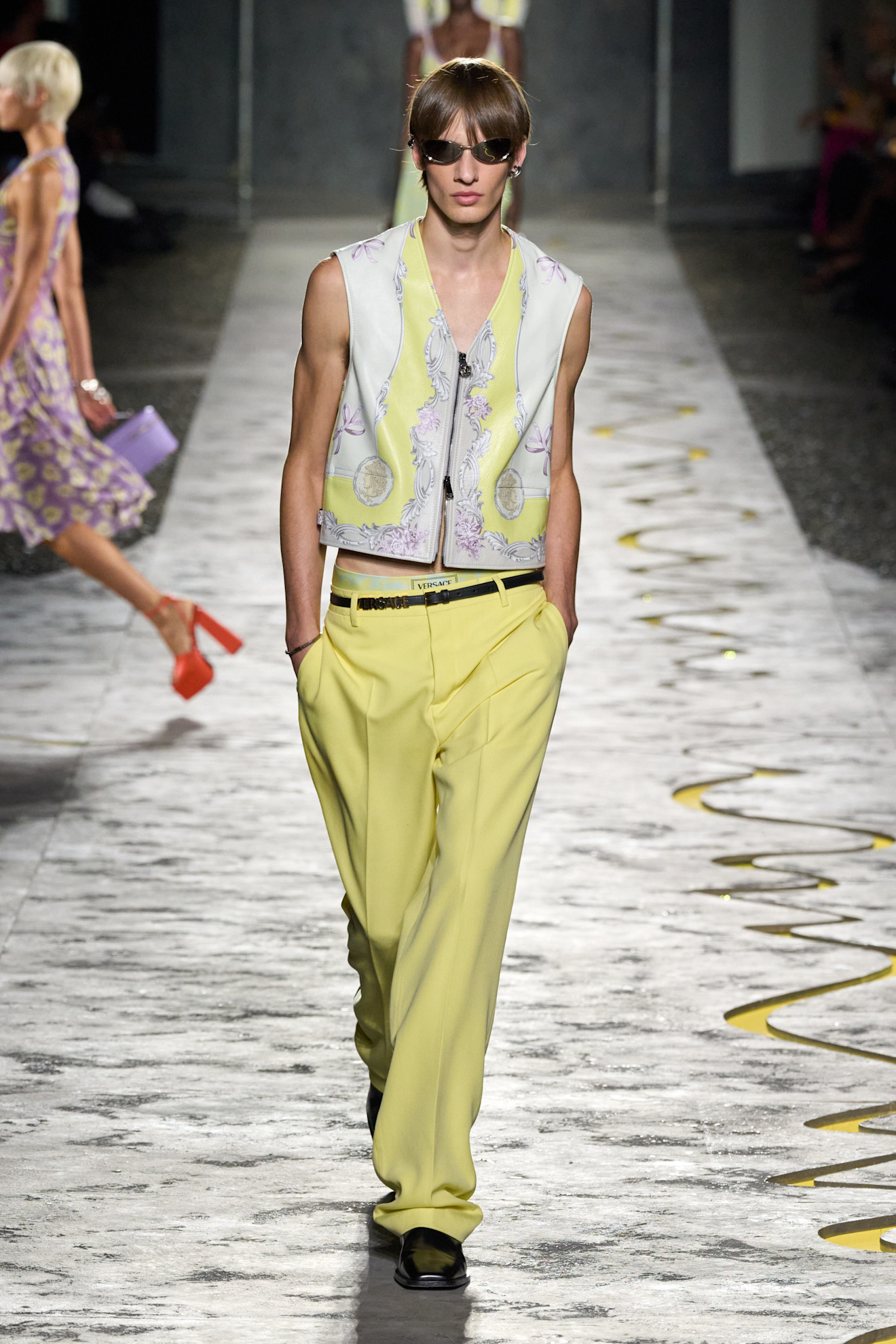 Versace S25 056