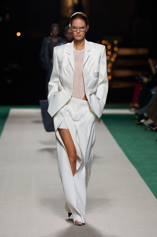 Victoria Beckham S25 019