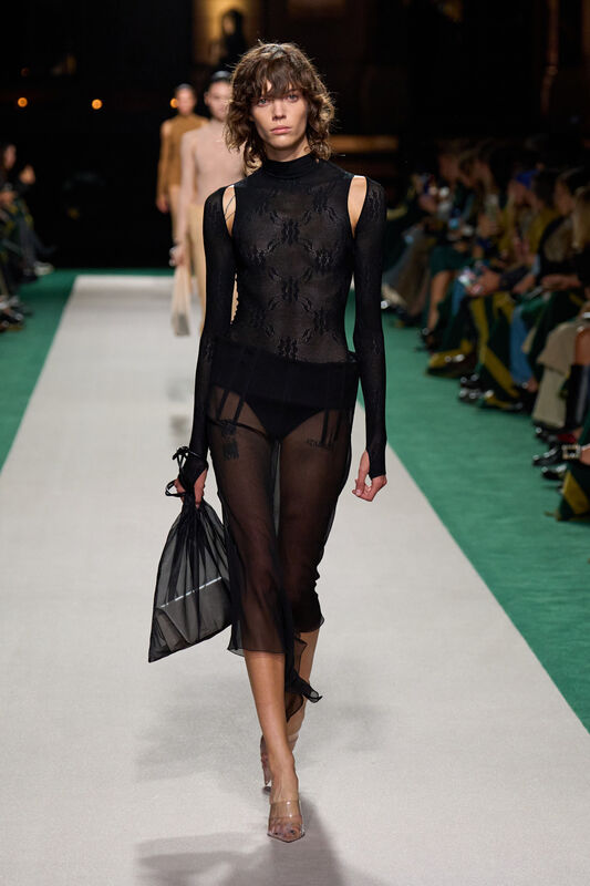 Victoria Beckham S25 026