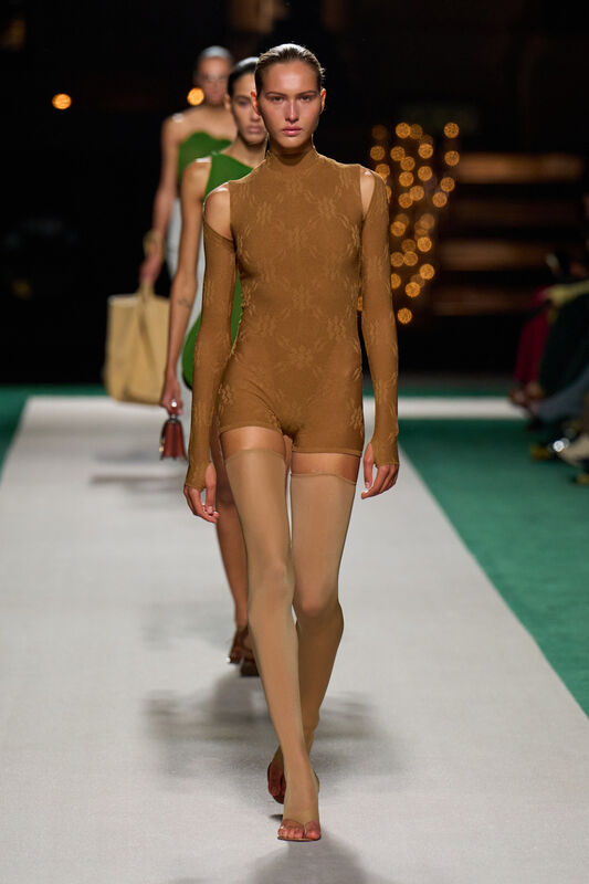 Victoria Beckham S25 028