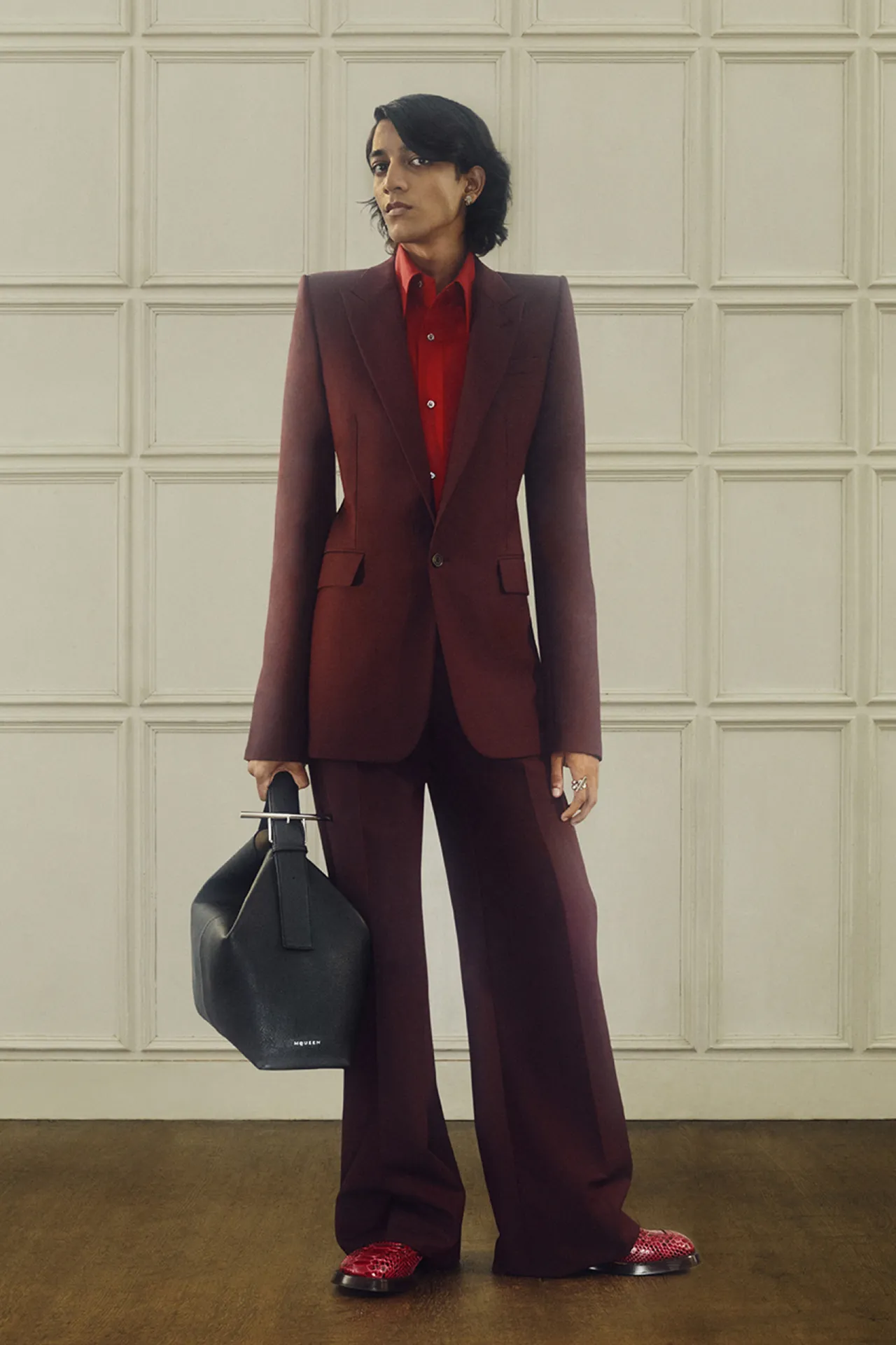 00003-alexander-mcqueen-resort-2025-credit-brand