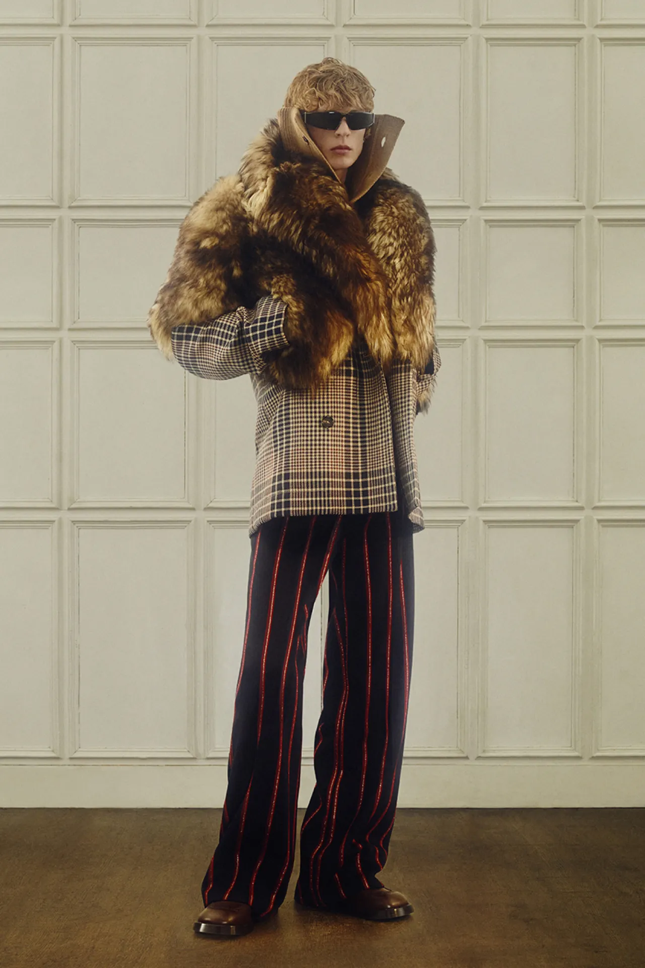 00008-alexander-mcqueen-resort-2025-credit-brand