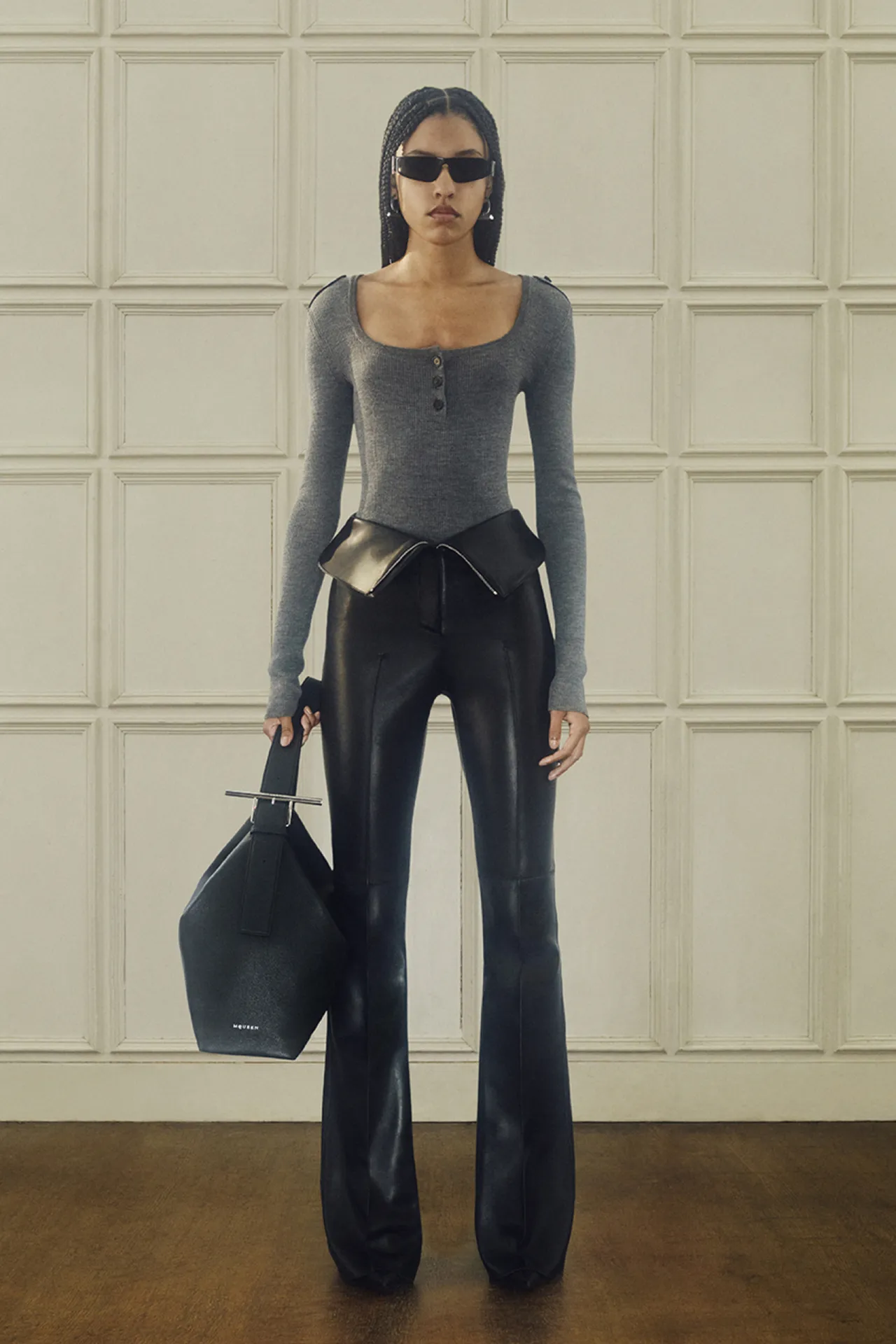00017-alexander-mcqueen-resort-2025-credit-brand