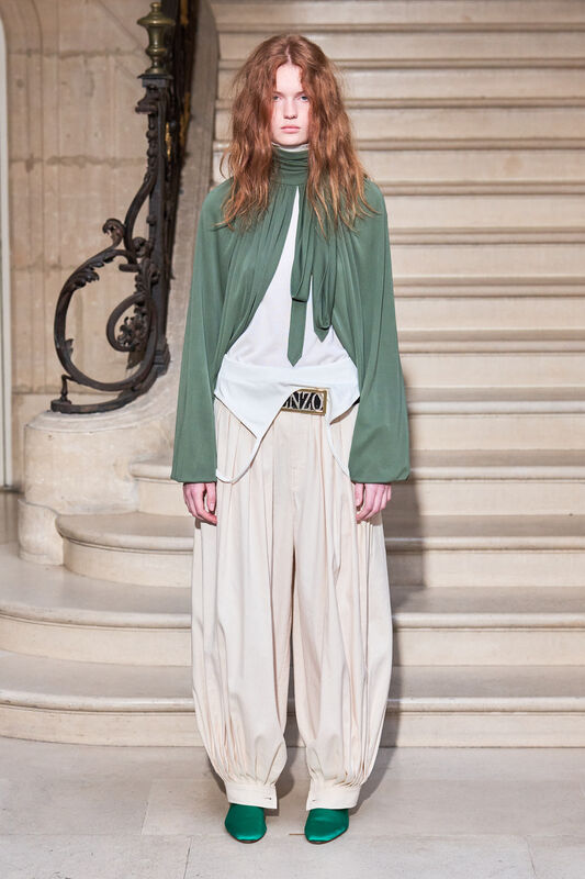 Kenzo F25 009