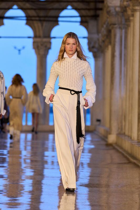 Max Mara Resort S25 013