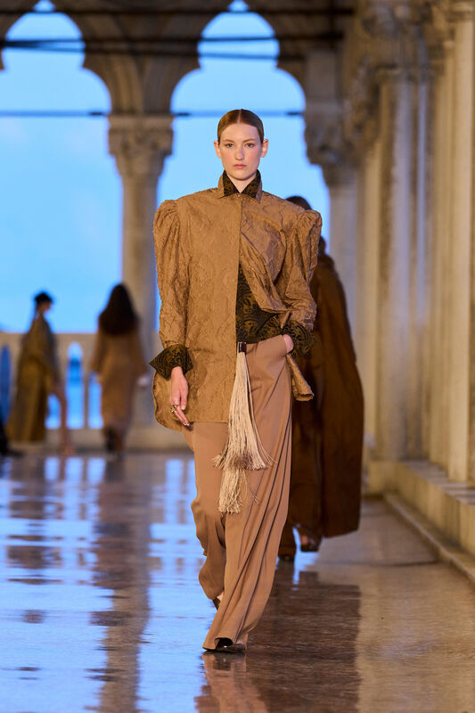 Max Mara Resort S25 032