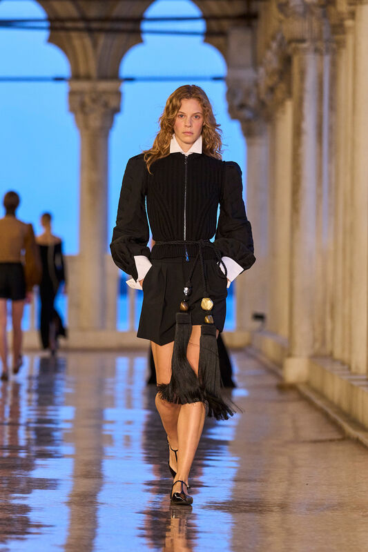 Max Mara Resort S25 051