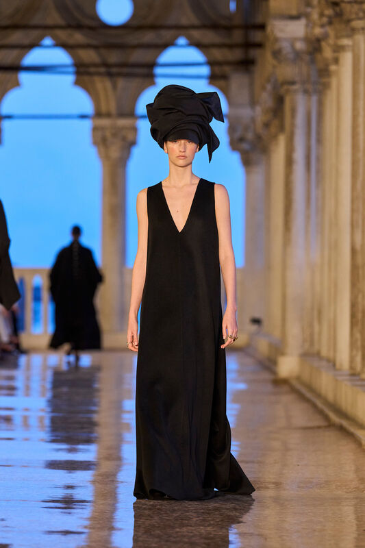 Max Mara Resort S25 052