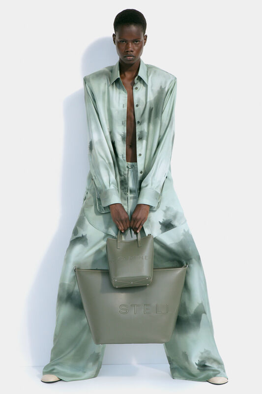McCartney Resort PO S25 006
