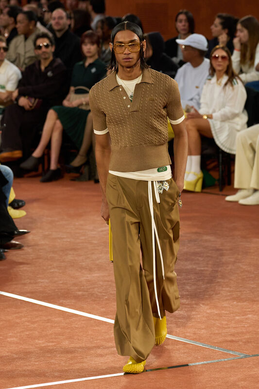Lacoste F25 017