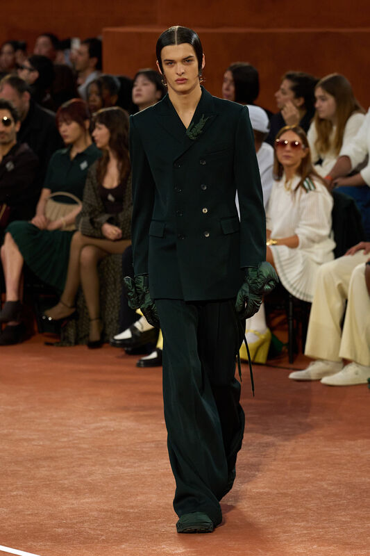Lacoste F25 052