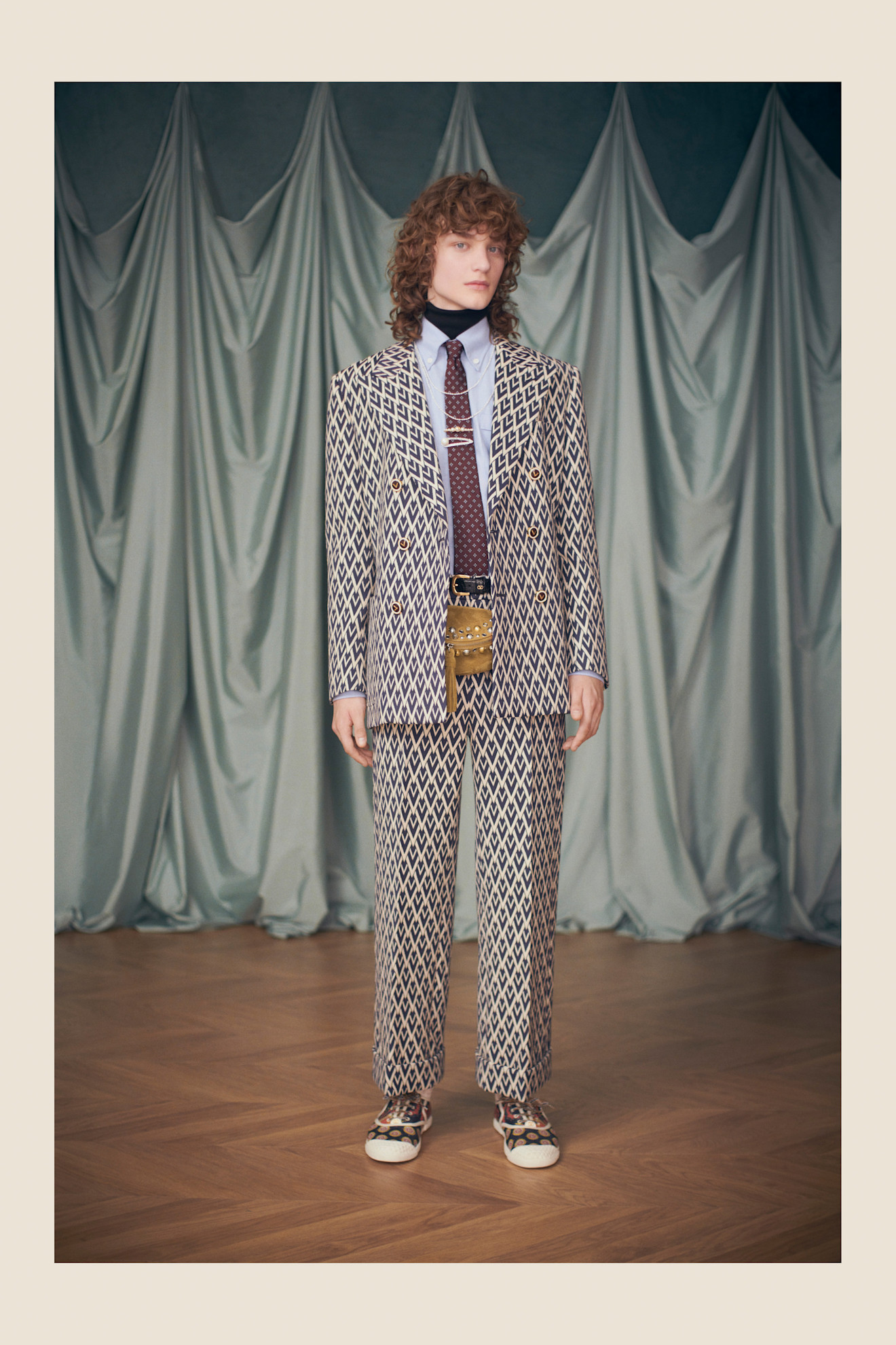 Valentino Resort PO S25 035
