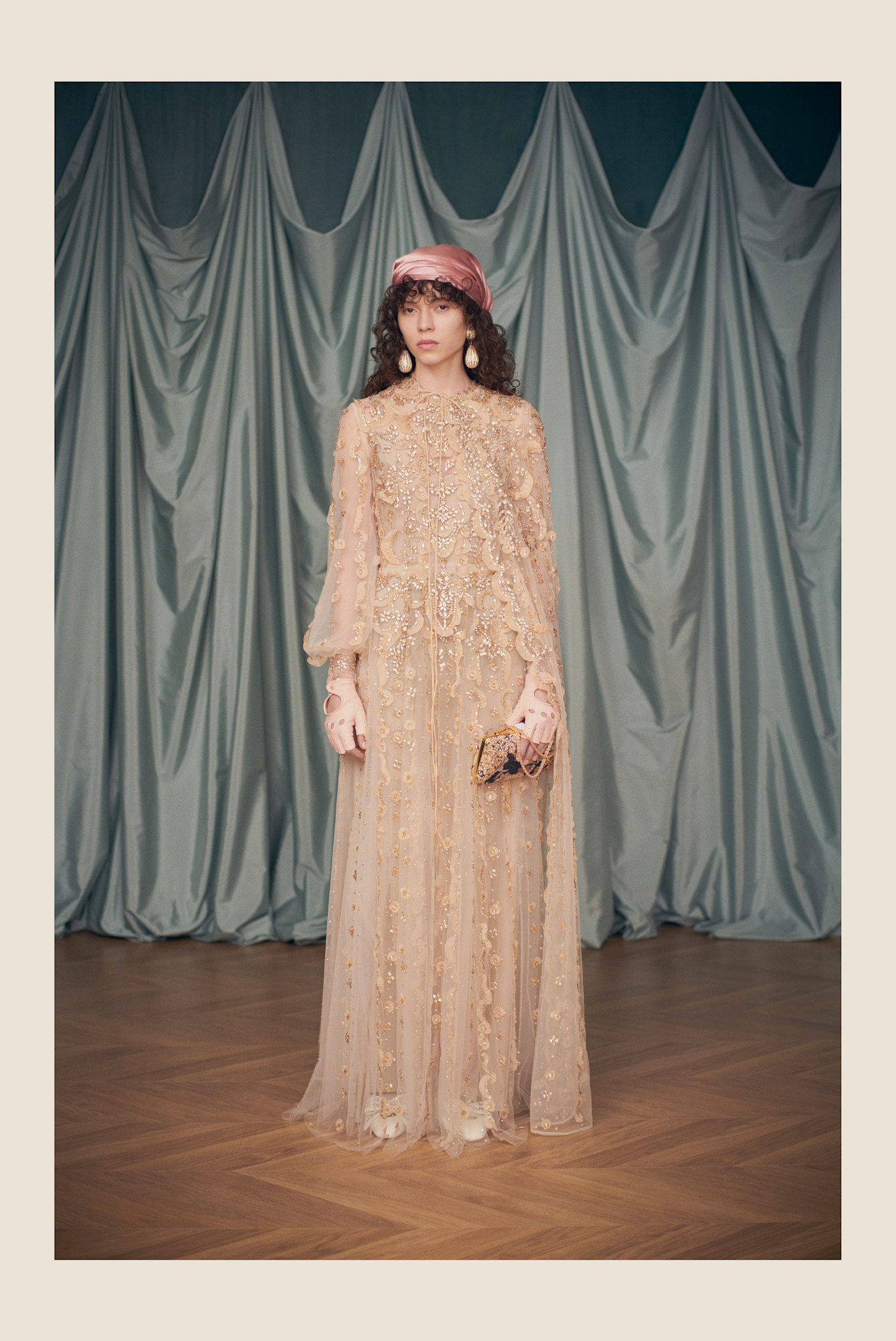 Valentino Resort PO S25 130