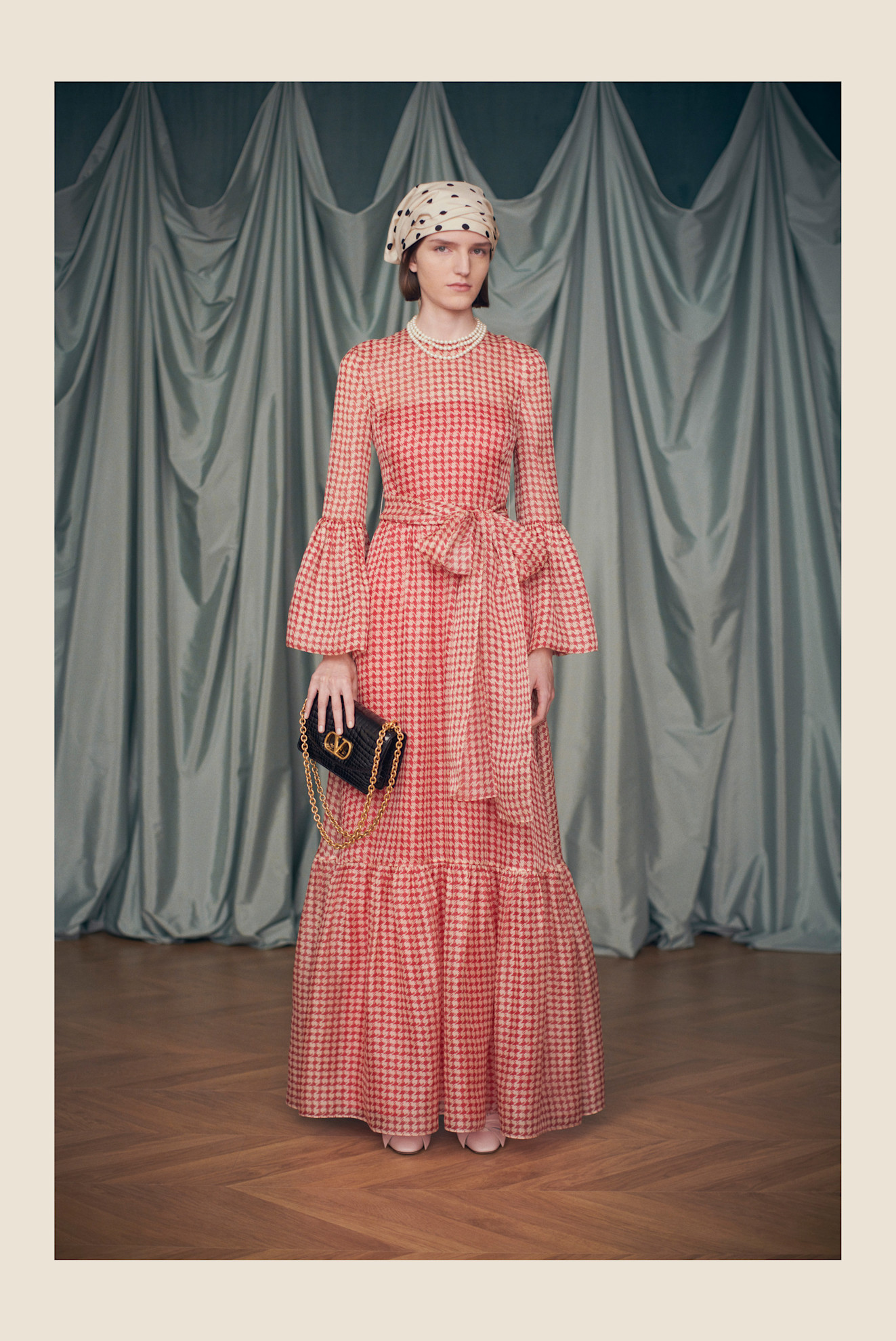 Valentino Resort PO S25 172
