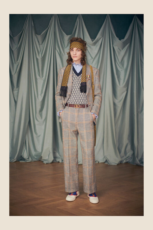Valentino Resort PO S25 031