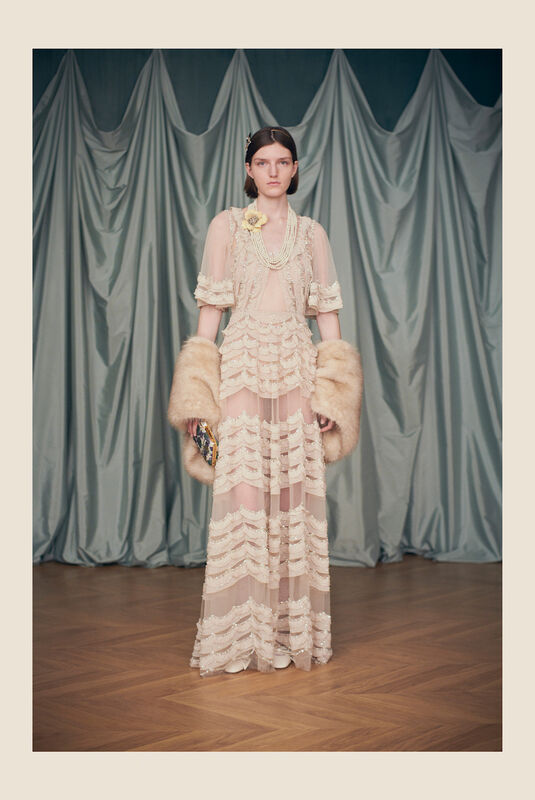 Valentino Resort PO S25 062