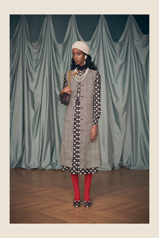 Valentino Resort PO S25 074