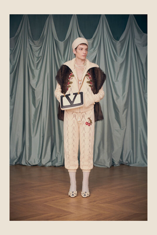 Valentino Resort PO S25 123