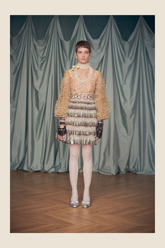 Valentino Resort PO S25 146