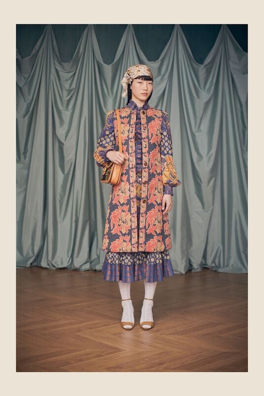 Valentino Resort PO S25 163
