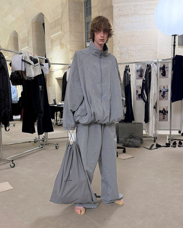 Balenciaga PreFall PO F25 036