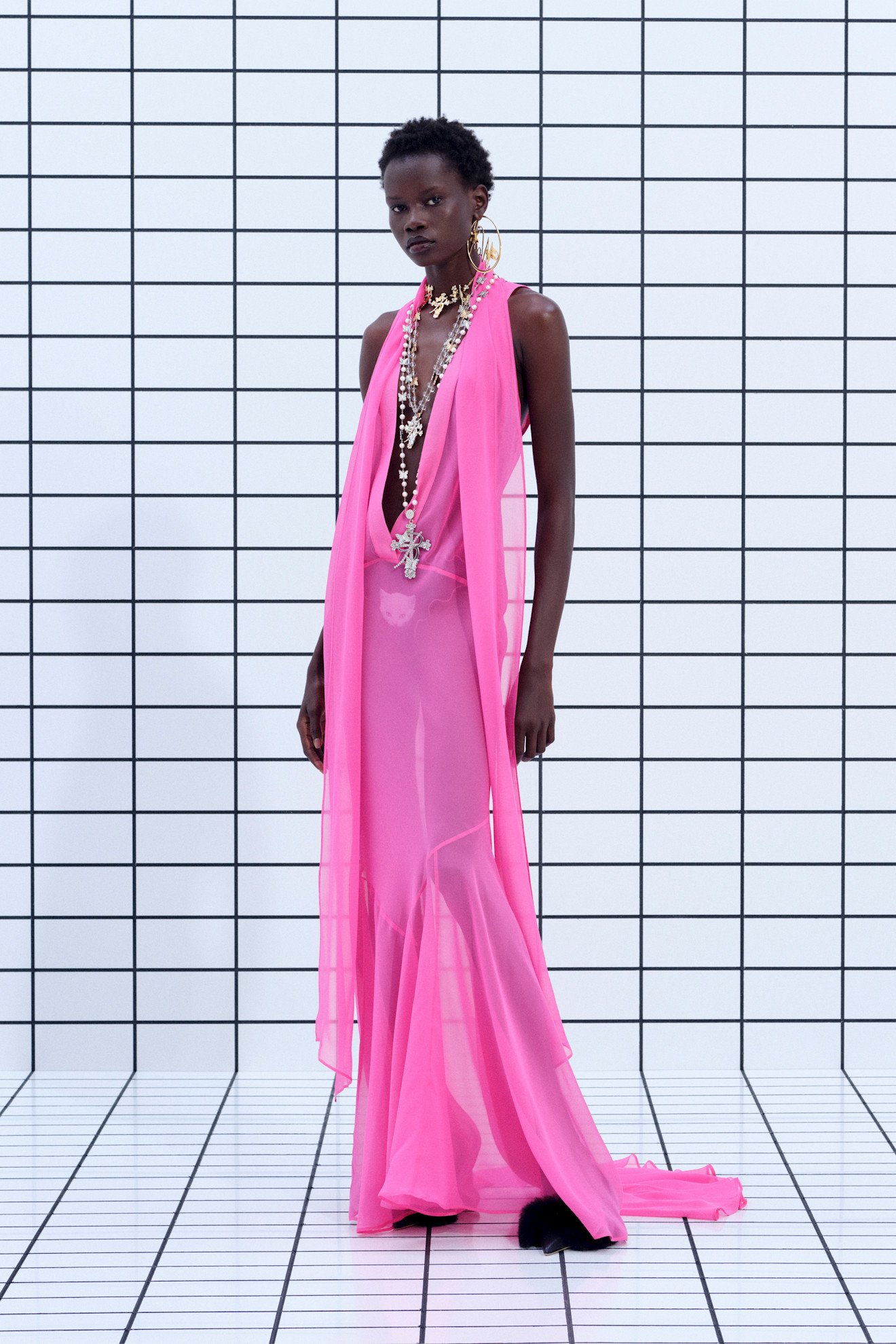 Blumarine PreFall PO F25 009