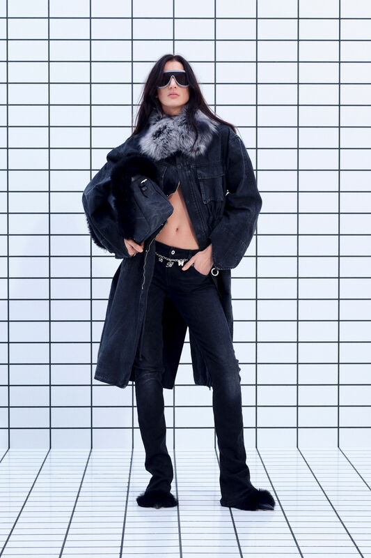 Blumarine PreFall PO F25 004