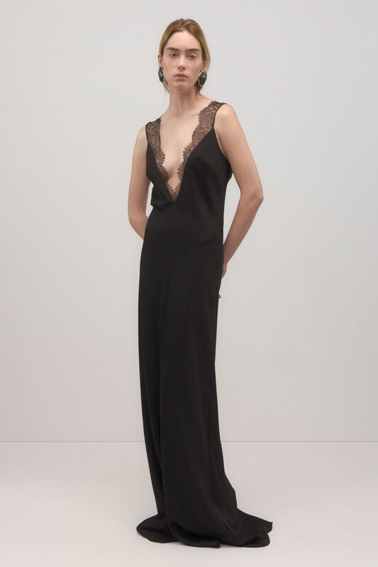 Maxwell PreFall PO F25 024