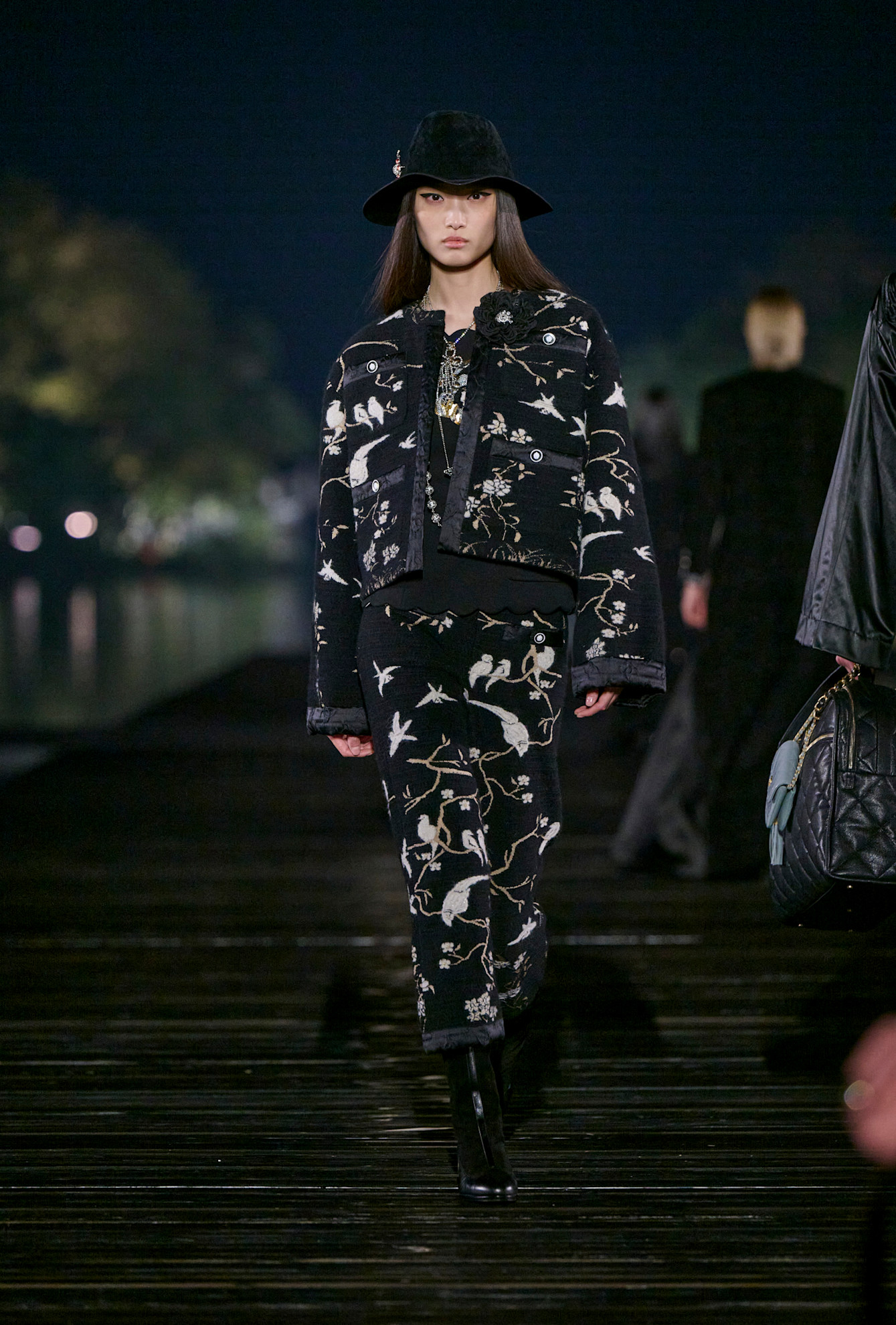 Chanel PreFall PO F25 015