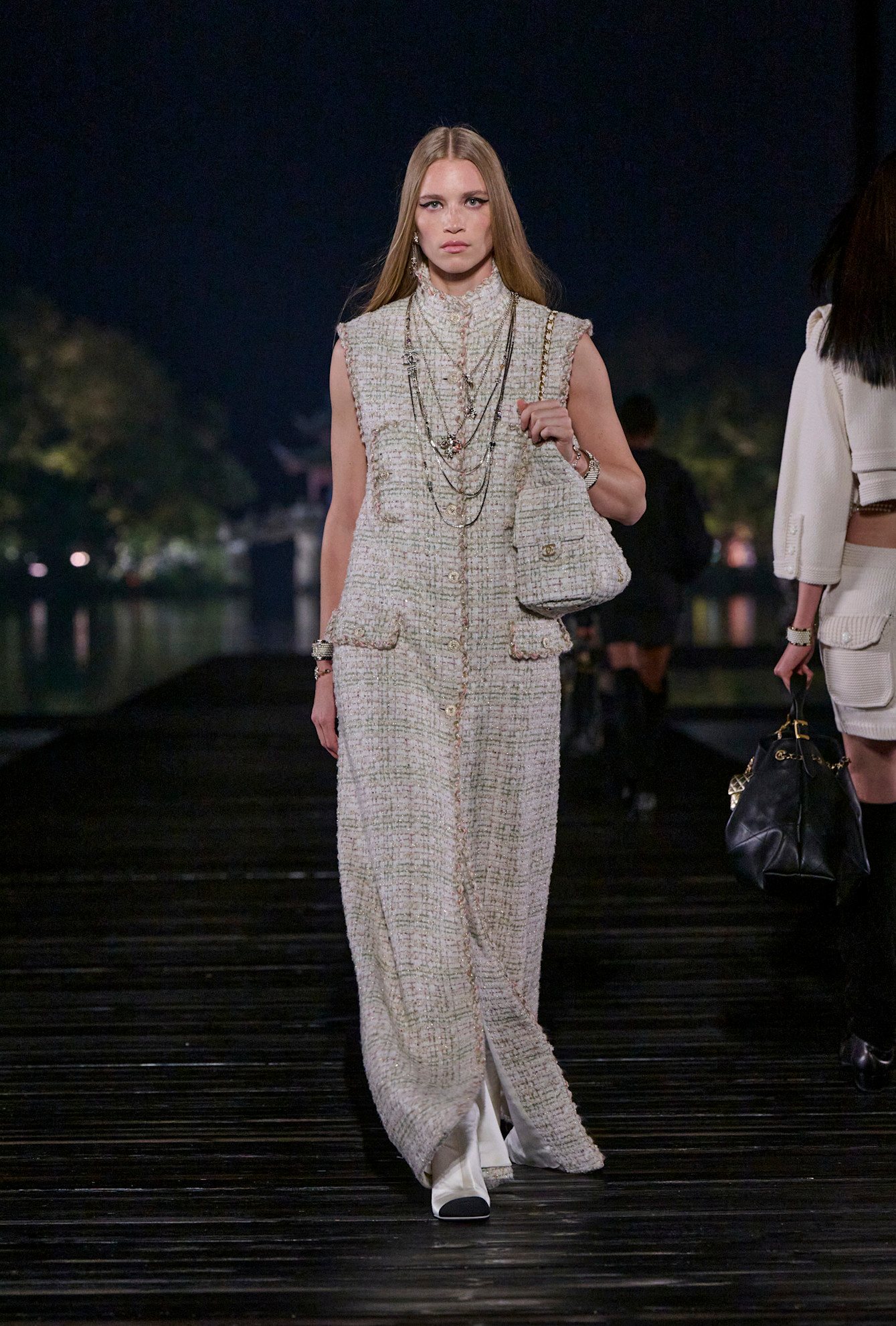 Chanel PreFall PO F25 032