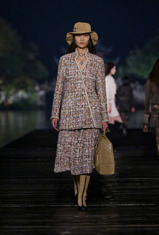 Chanel PreFall PO F25 026
