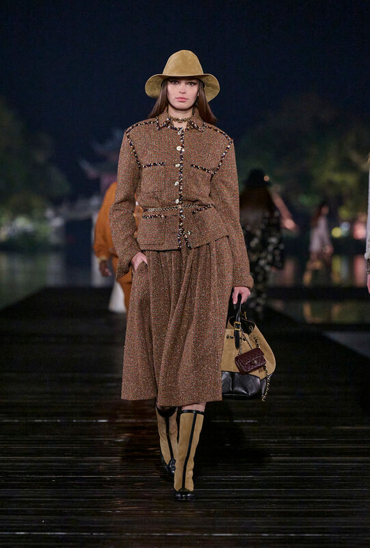 Chanel PreFall PO F25 029