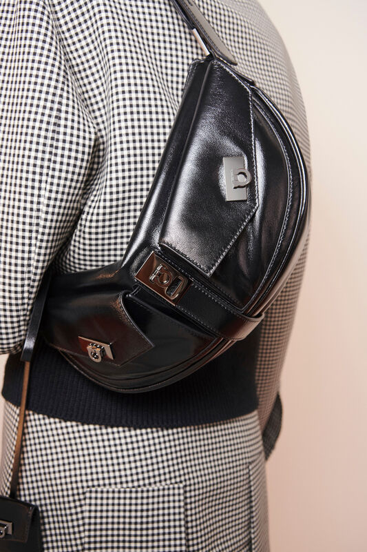 Ferragamo PreFall clp PO F25 020