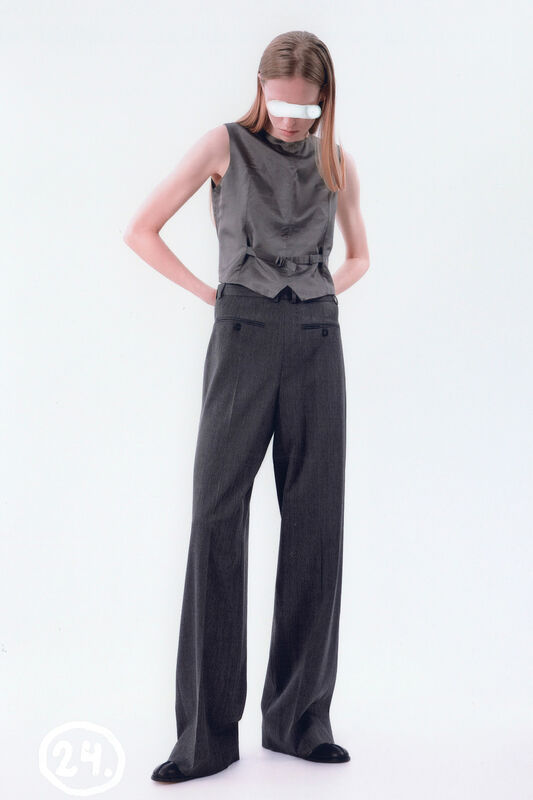 MM6 PreFall PO F25 024