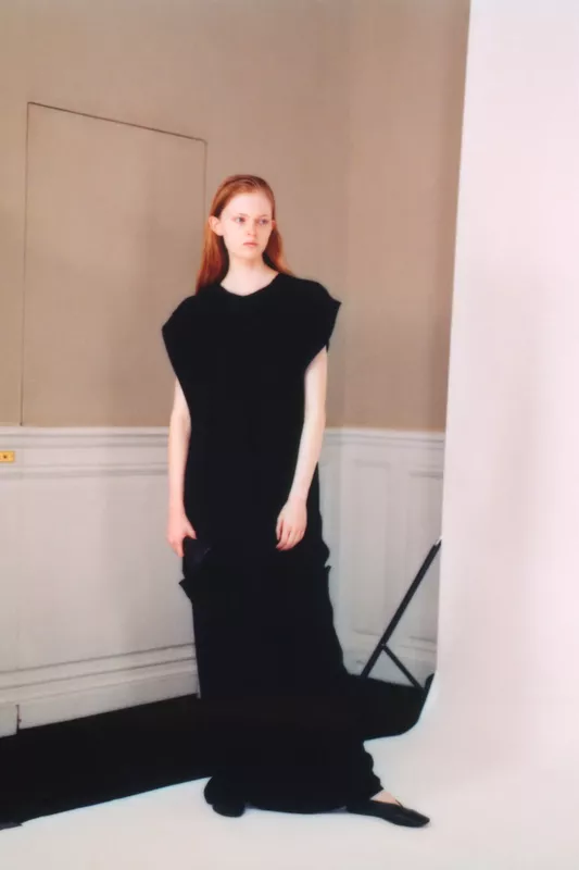 00017-the-row-pre-fall-2025-credit-brand